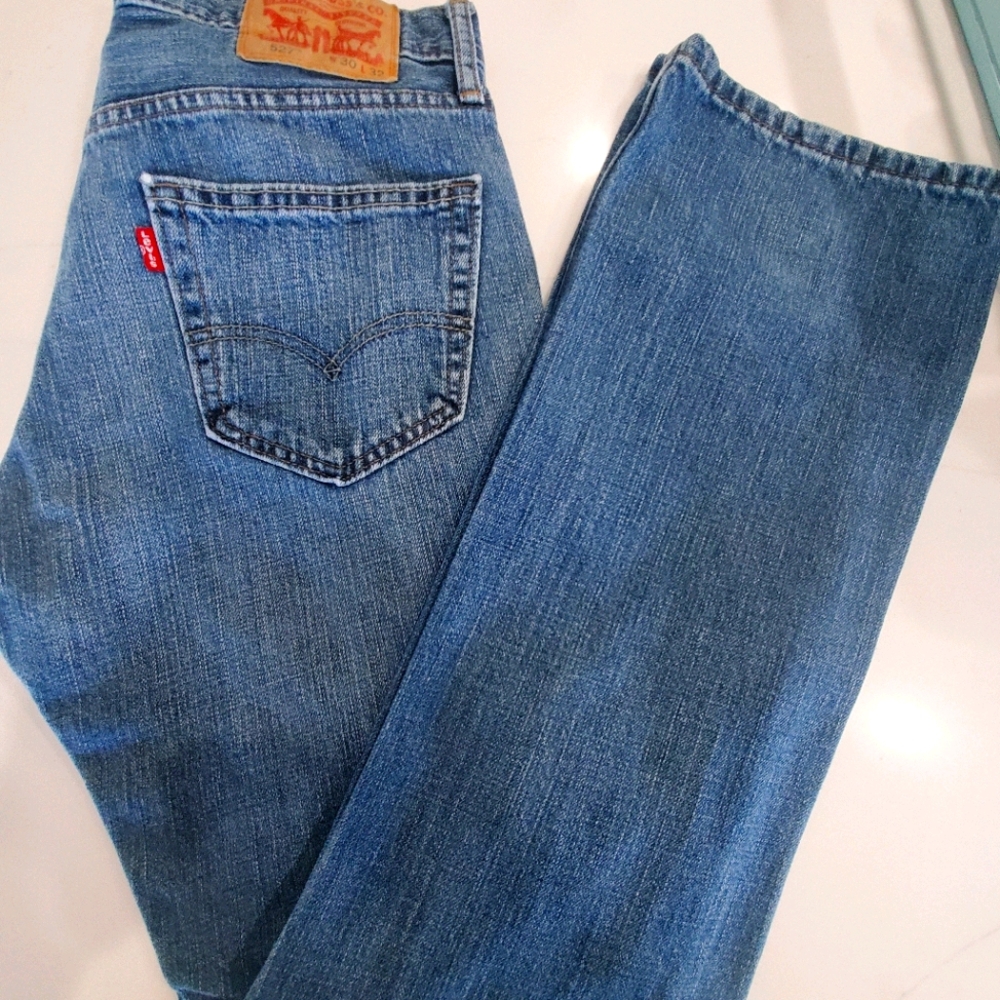 Levi's 527 low rise boot cut jeans  30x32